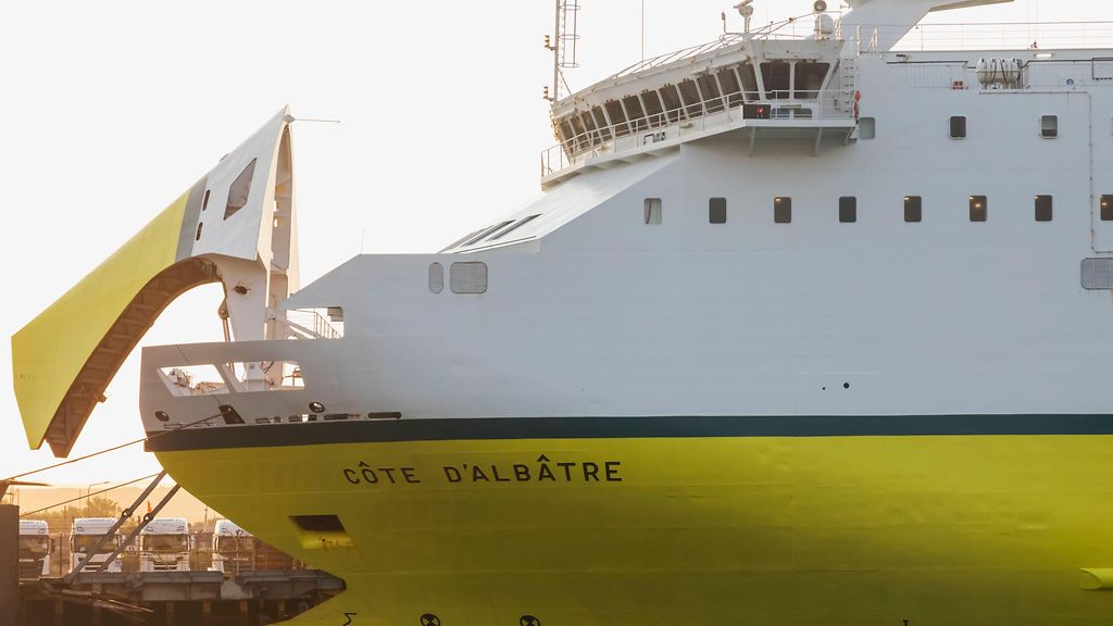 Ruutuun rävähti kovaa pornoa laivalla – lapset järkyttyivät