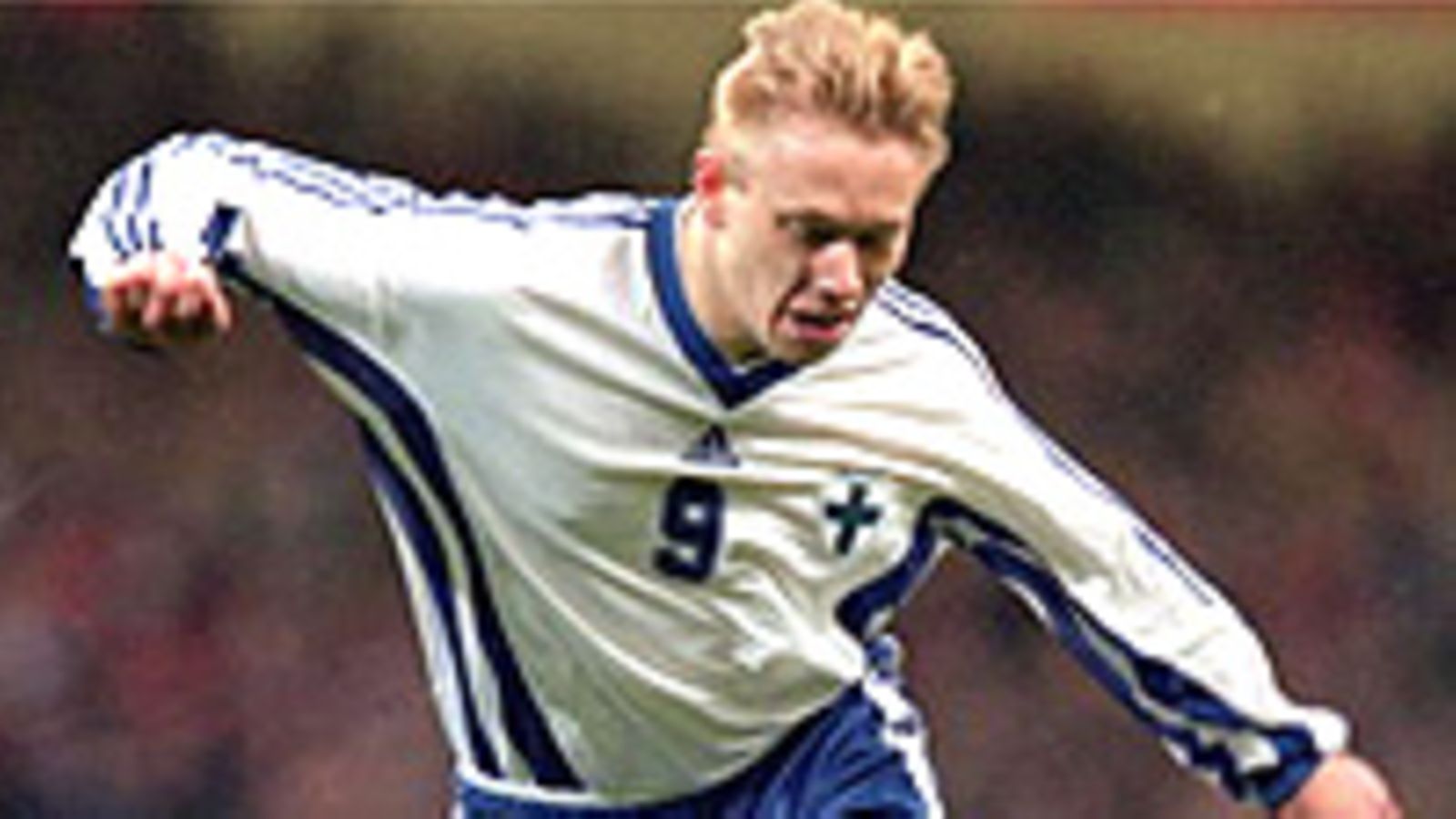 Mikael Forssell (Photo: Ben Radford /Allsport)