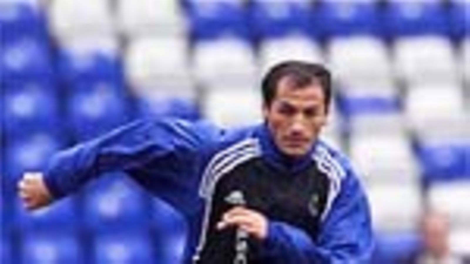 Shefki Kuqi (Photo: Laurence Griffiths / Allsport)