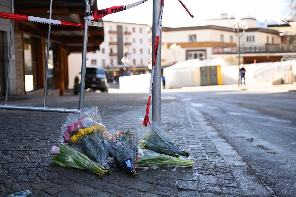 Video näyttää Sveitsin tulipalon alkuhetket – moni juhlija jäi kuvaamaan tilannetta