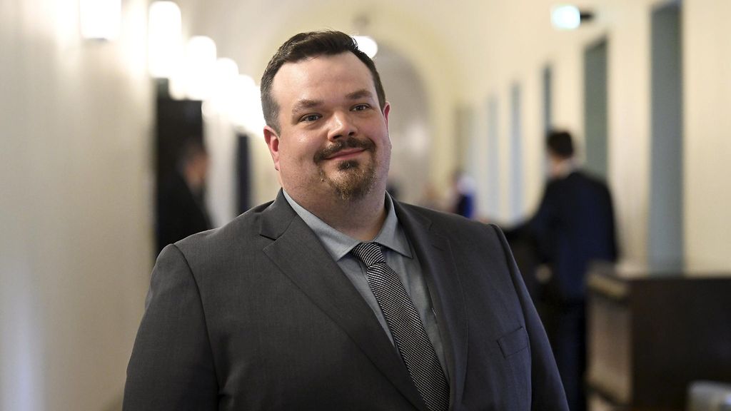 Kansanedustaja Antti Kangas joutui sairaalaan: 