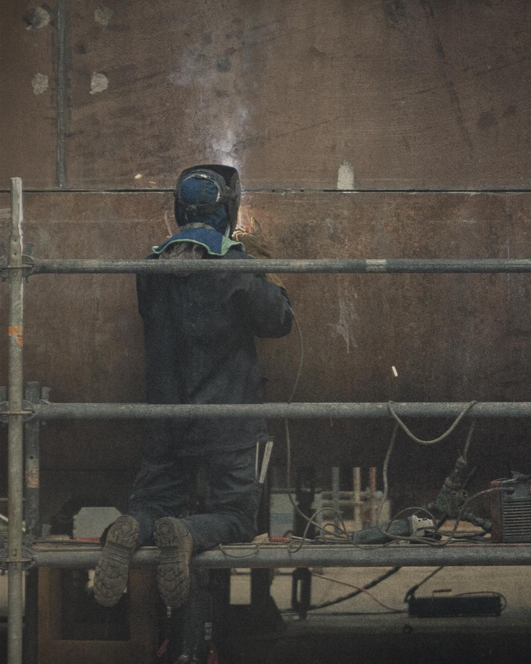 2101 työntekijät virolaisfirmat hitsaaja 2