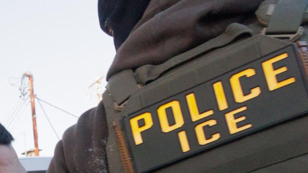 Ampumisesta ja valehtelusta syytetty ICE-agentti pidätetty Yhdysvalloissa