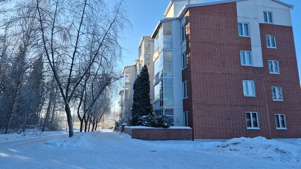 69-vuotiasta miestä vaaditaan vangittavaksi vaimonsa murhasta Malminkartanossa