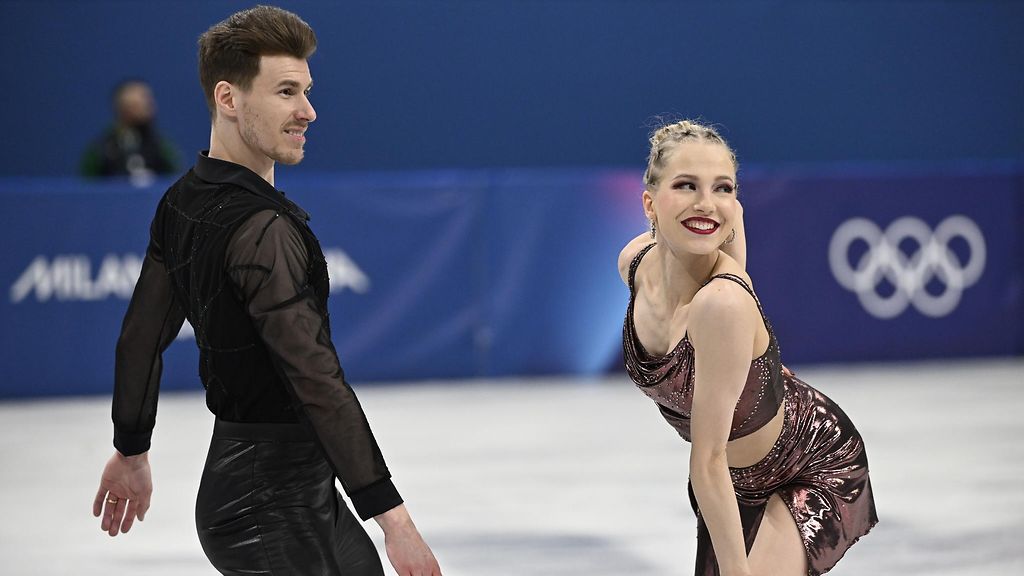 Suomen Juulia Turkkila ja Matthias Versluis tyylikkäästi jäätanssin vapaaohjelmaan