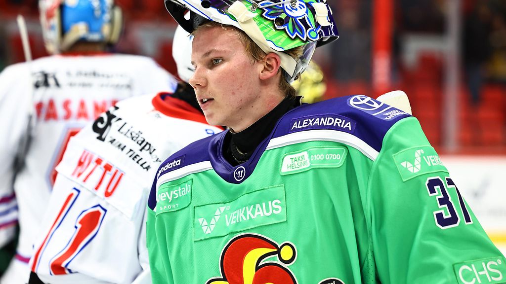 Harvinainen pelaajakauppa: Jukurit ja Jokerit vaihtoivat maalivahteja