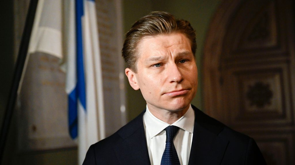 Häkkänen: "Kiinteistökontrolli vuotaa" – ministeriöt selvitystöihin