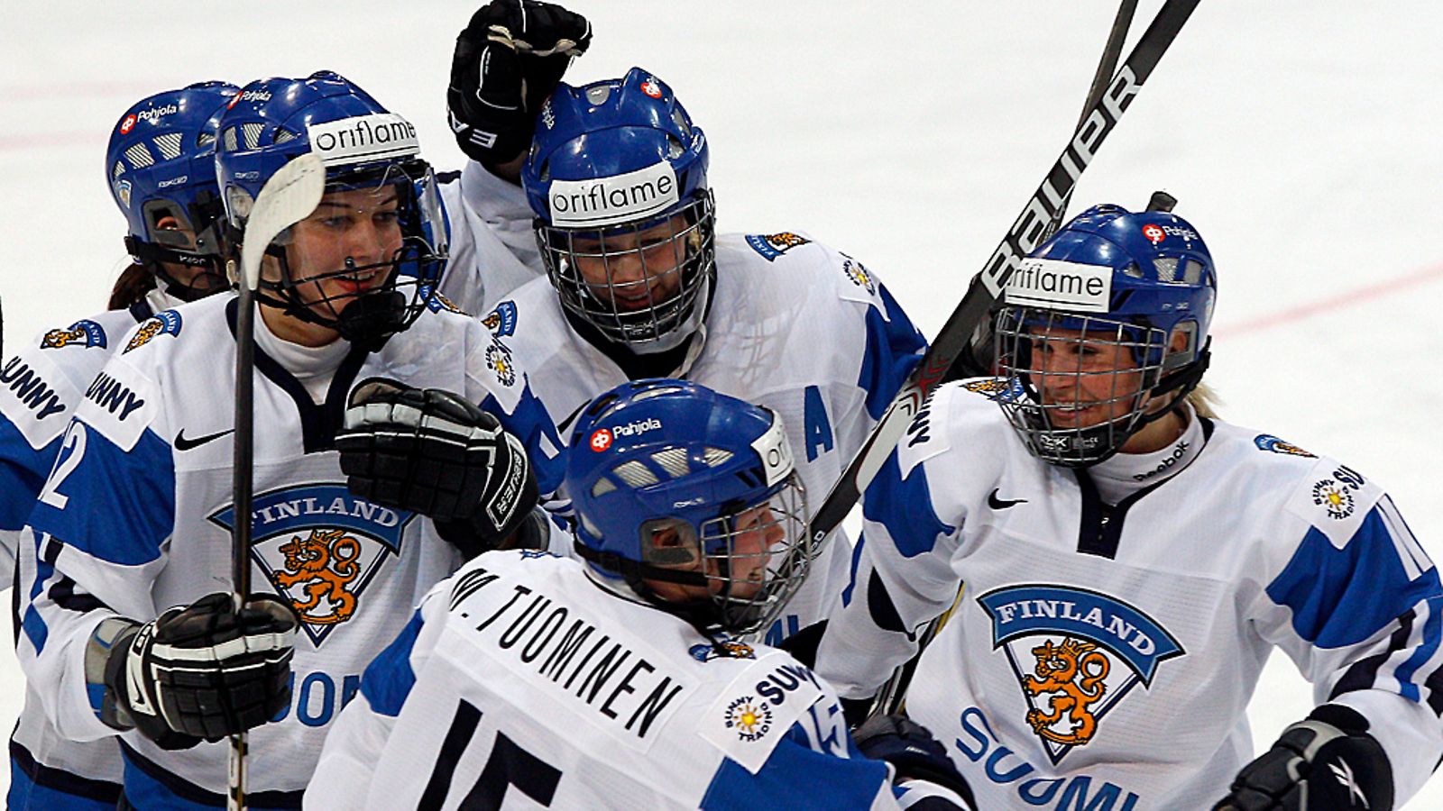 Naisleijonat juhlii