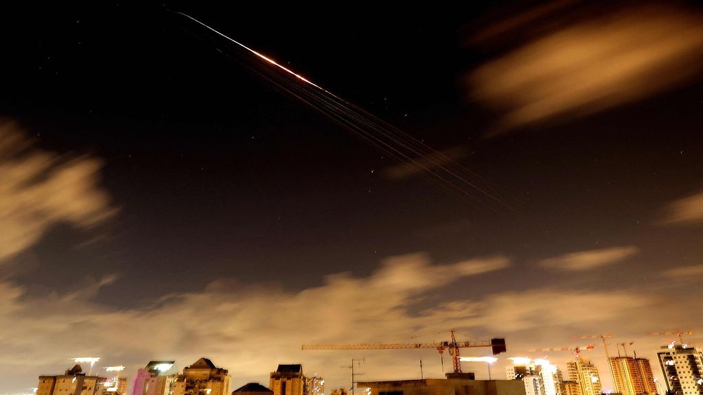 Israel ja Iranin vallankumouskaarti ilmoittivat tuoreista iskuista