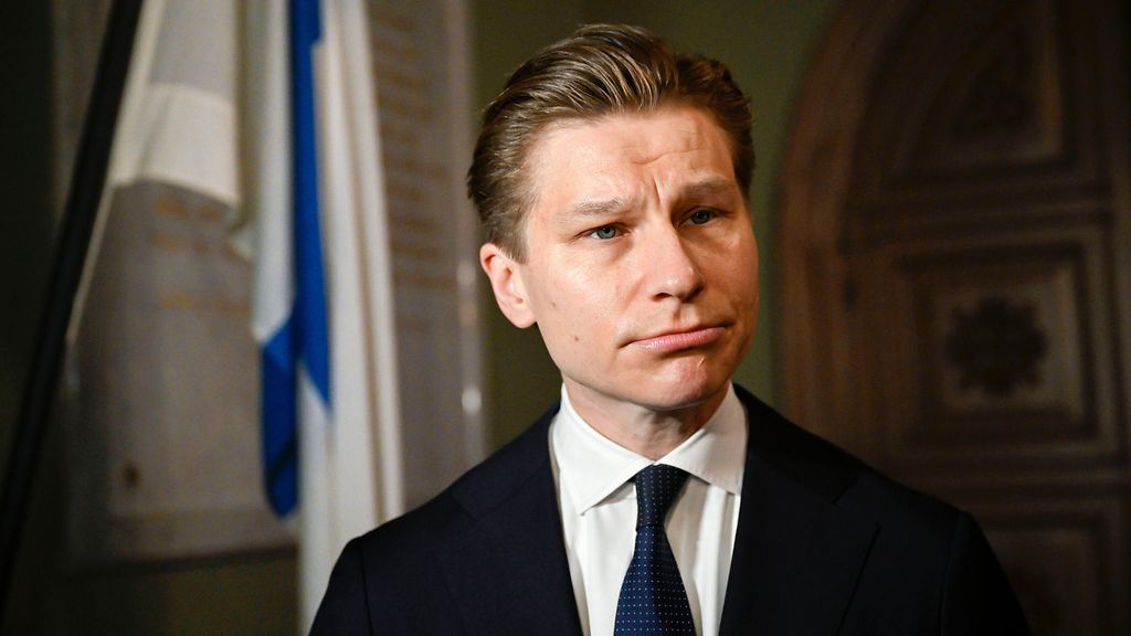 Häkkänen torppasi kiinteistökauppoja