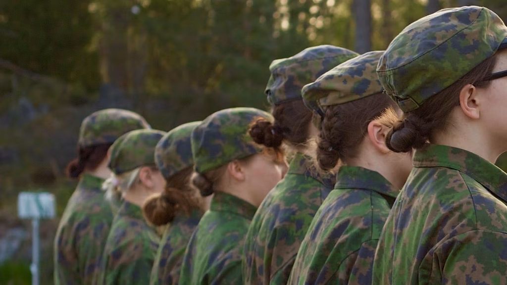 Liehuvatko rokkitukat varuskunnissa jo heinäkuussa? 