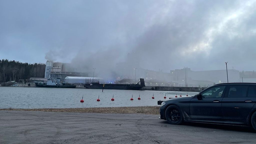 Tehdasrakennuksen palo Paraisilla – Yhtiö: Mittavat vahingot