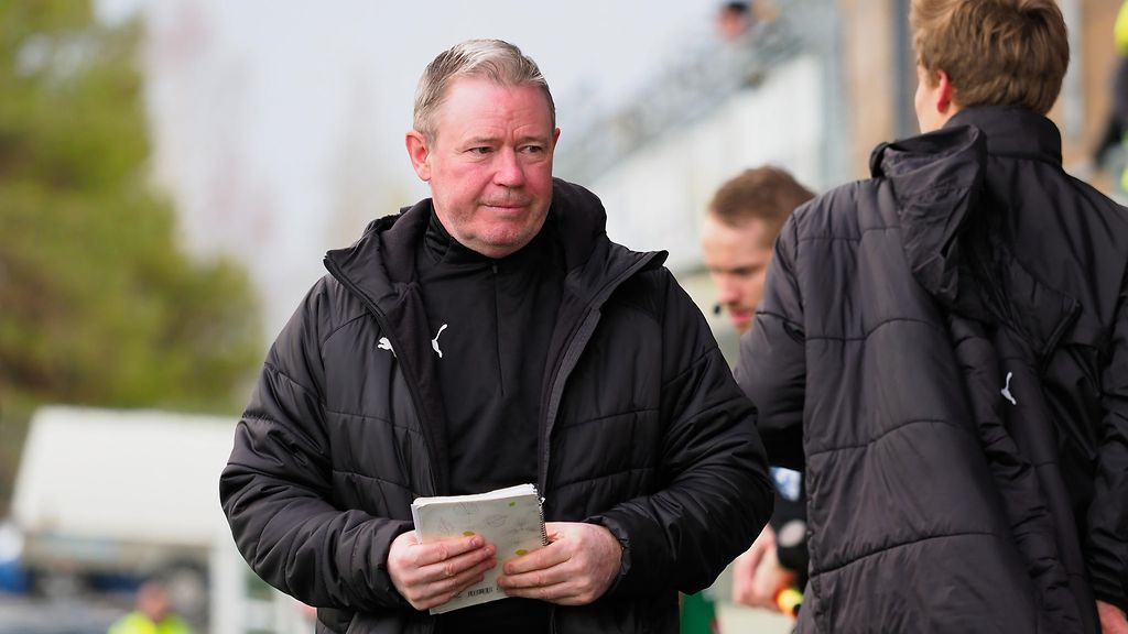 Jalkapalloarki Suomessa iski rajulla tavalla vasten Keith Armstrongin kasvoja – 