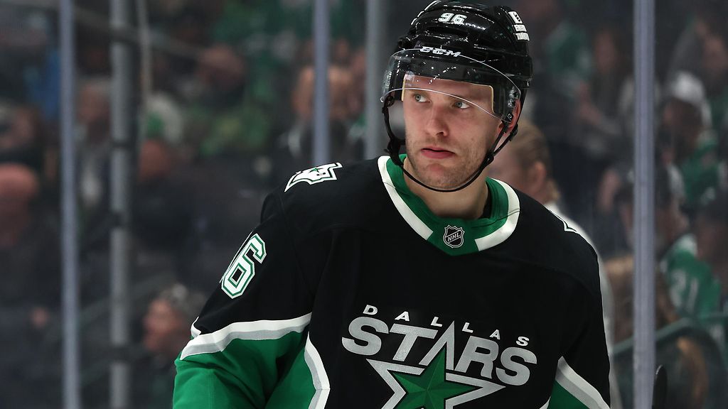 Mikko Rantanen jyrähtää NHL:n touhusta: 