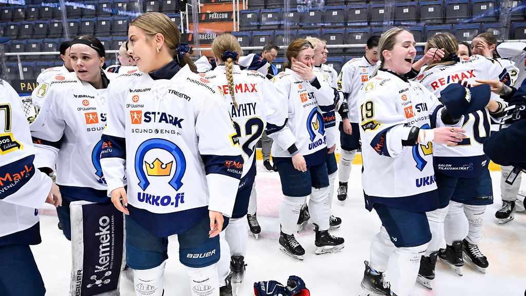 Suomen mestaruus ratkesi – Kiekko-Espoo juhlii jälleen