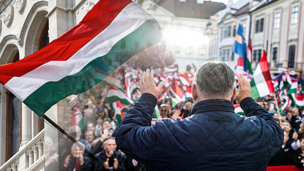 Viktor Orban halusi eroon ICC:stä – toisin kävi