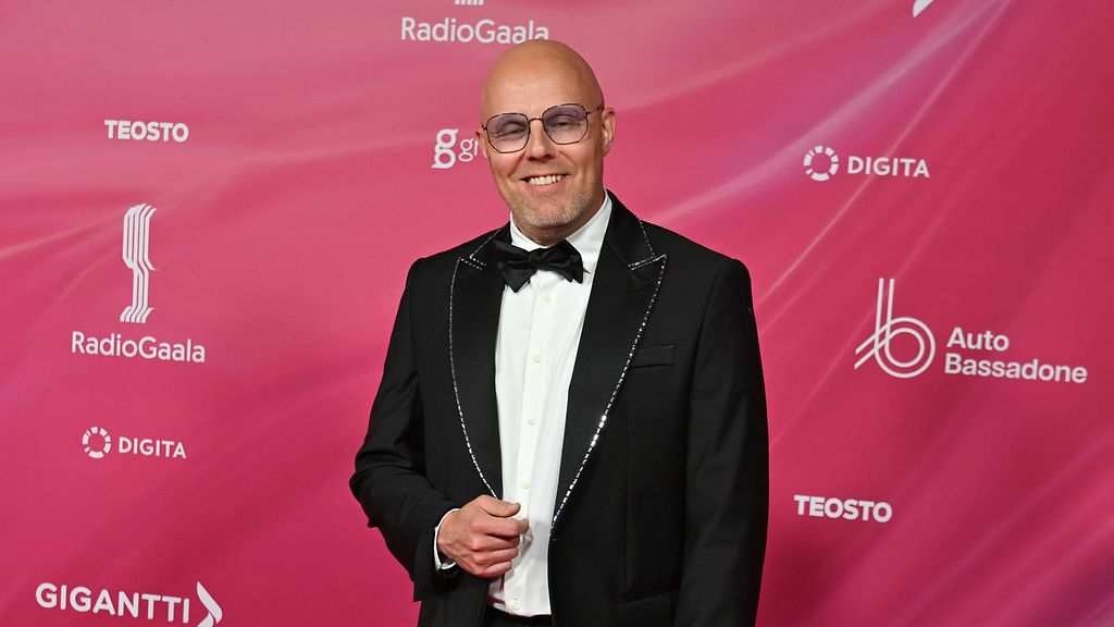 Kotinsa Espanjassa myynyt Aki Linnanahde avaa: 