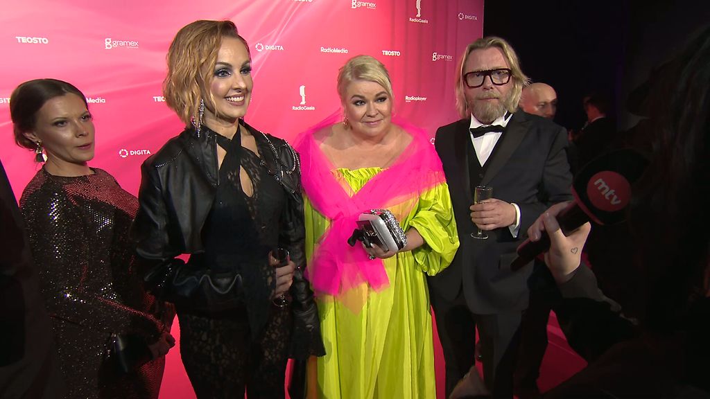 Suvi Hartlin muistelee yllättävää hetkeä – radiostudio oli täytetty kukilla: 
