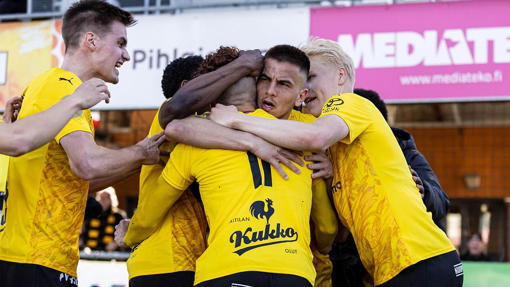 KuPS voitti taas, HJK lyötiin Helsingissä