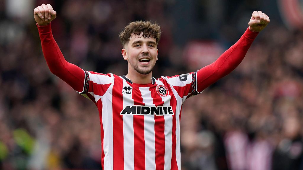 Pelaaja seurustelee valmentajansa tyttären kanssa – vauva tulossa