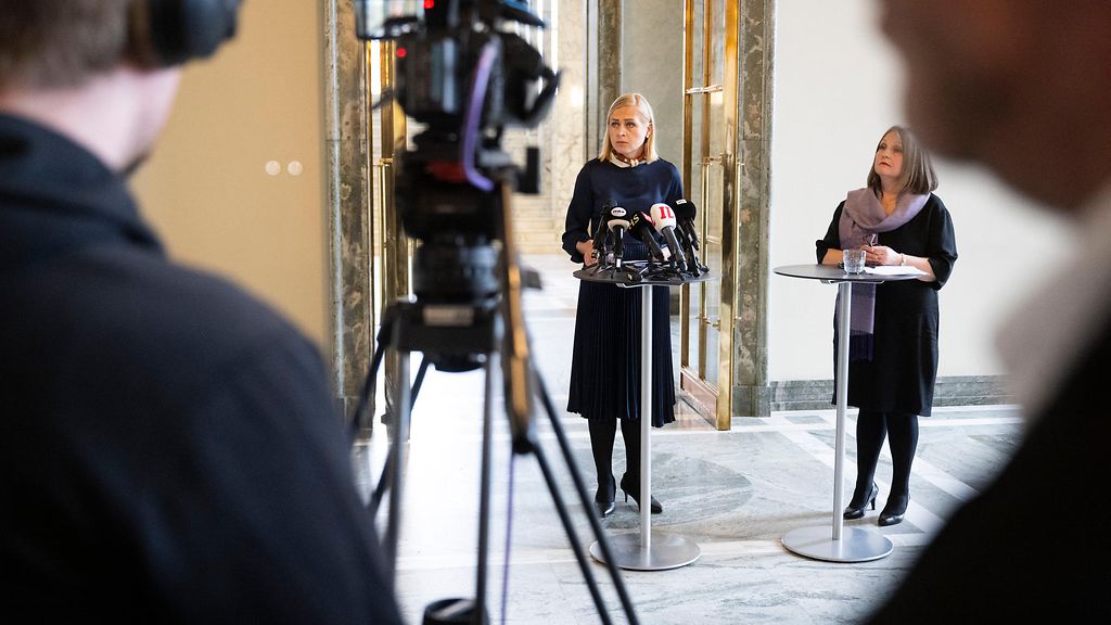 USA-suhteen muutos pistää esiin valtionjohdon selonteossa: 