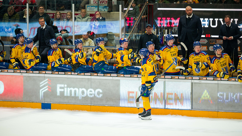 SM-liigaseura: Kentällinen uusia hankintoja kerralla julki