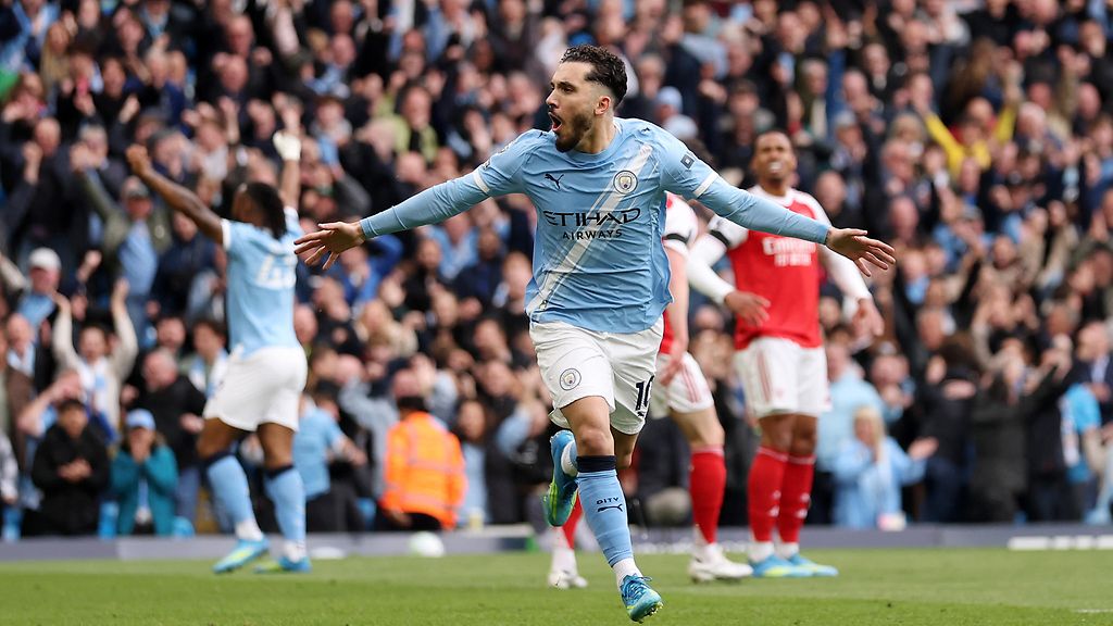 Valioliigassa värisee – Arsenal hävisi jättipelin Manchester Citylle