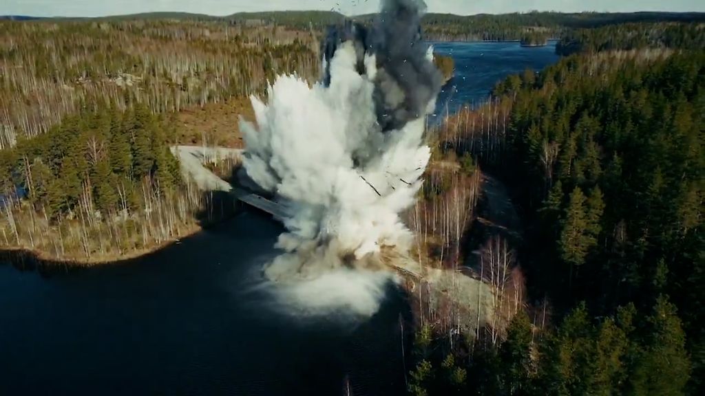 Puolustusvoimat rakensi, räjäytti ja korjasi sillan mahdollisimman nopeasti – katso miksi