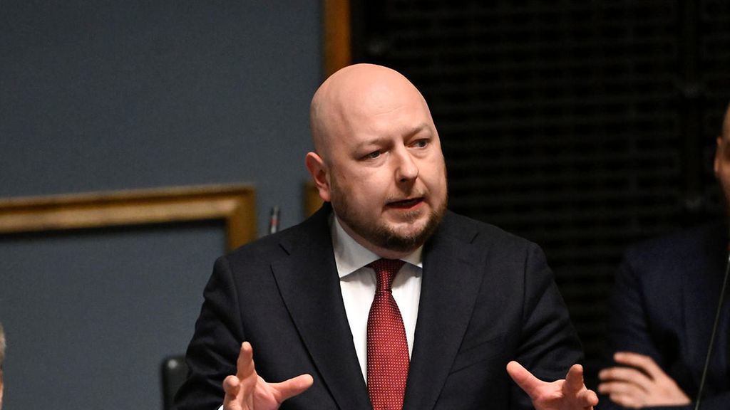 SDP:n kansanedustaja kärysi ratista – 