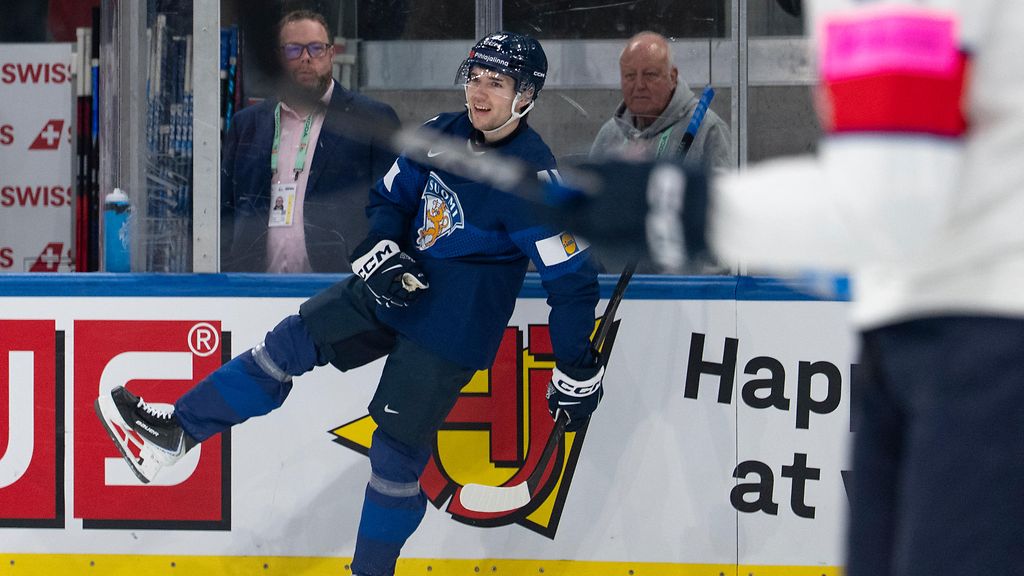 Leijonien matsin seuraus: Viina virtaa