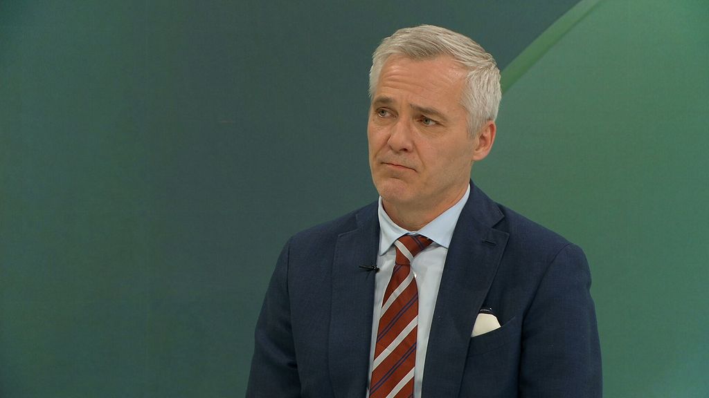 Opetusministeri koulujen kesälomajärjestelmästä: 