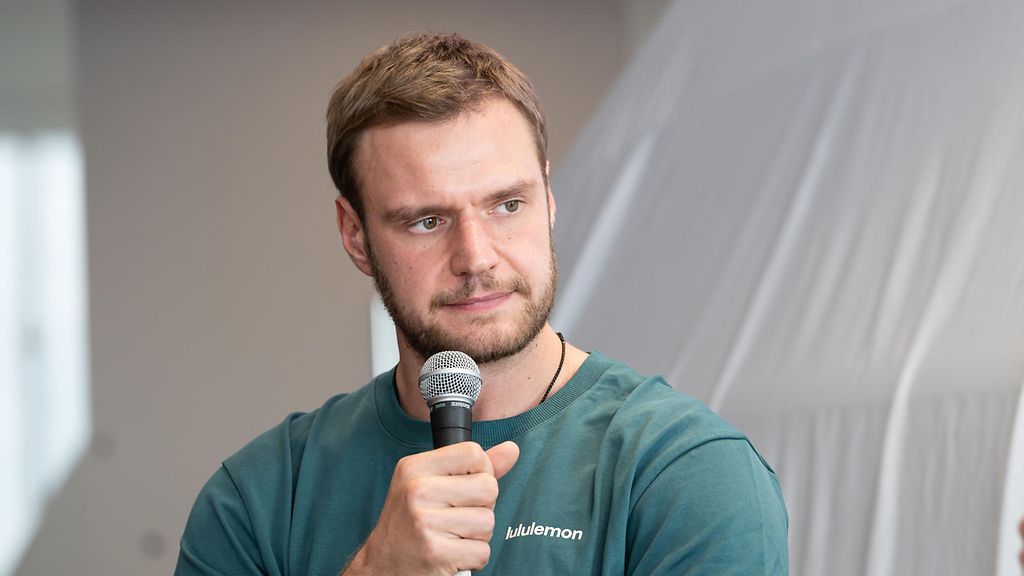 Aleksander Barkov väisti ensin – tunnusti sitten, keille toivoo Stanley Cupia: 