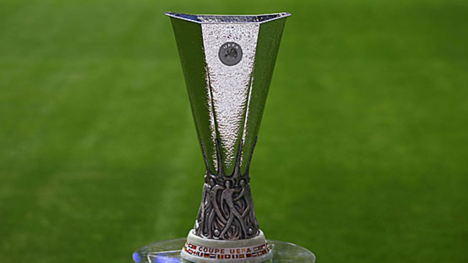 Europa Leaguen pokaali, kuva: Lars Baron/Bongarts/Getty Images