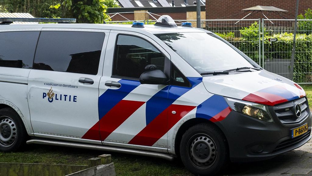 Auto törmäsi pyöräileviin koululaisiin Hollannissa