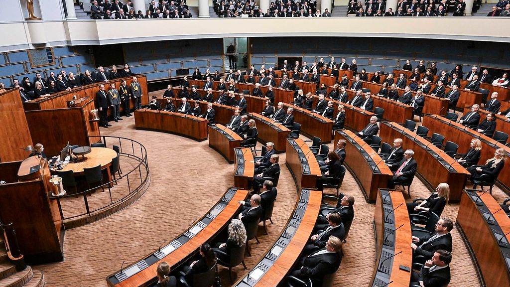 Turvallisuusasiantuntijalta kova arvio kansanedustajien kotien tapahtumista