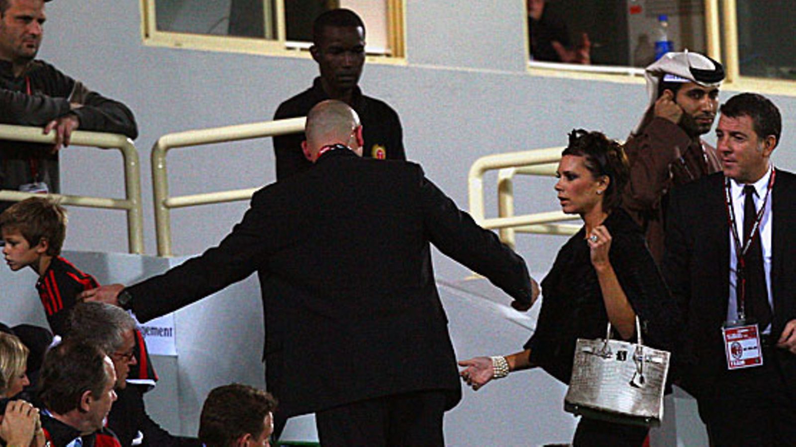 Victoria Beckham saapuu Milanin ja HSV:n väliseen otteluun. Kuva: Ryan Pierse/GETTY.