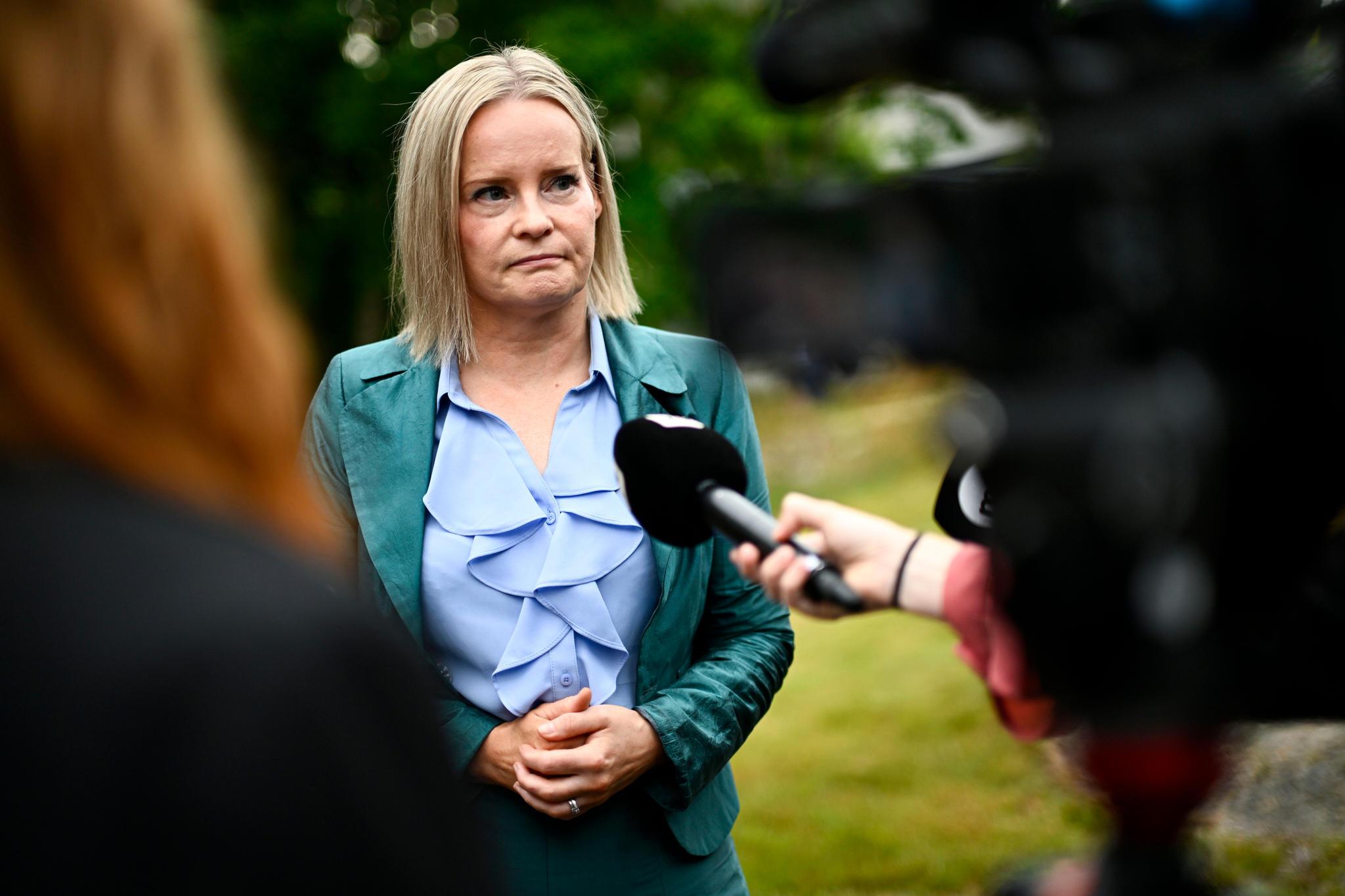 Miten yllätyskasvu vaikuttaa budjettineuvotteluihin, Riikka Purra?