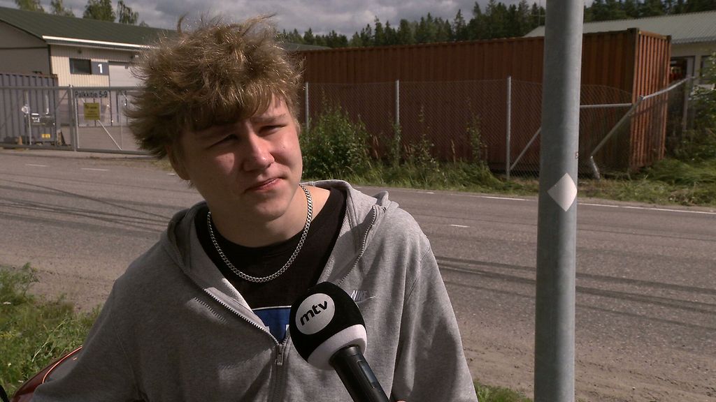 Nuoret kommentoivat Tuusulan turmaa: "Kaikkien pitää tietää, jos poliisi tekee jotakin tyhmää"