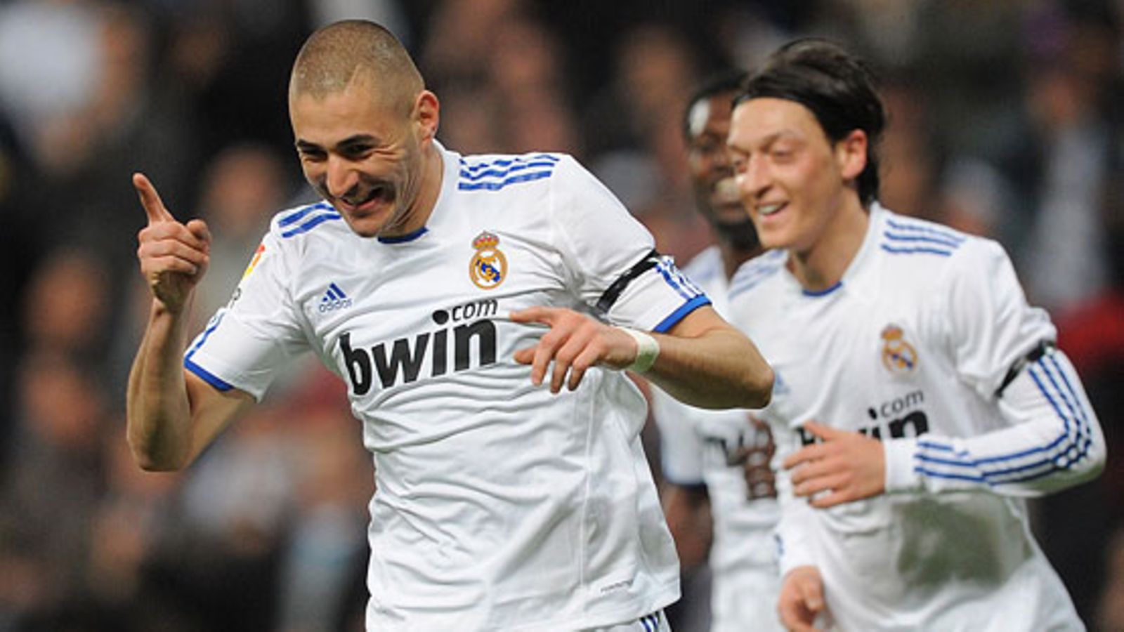Karim Benzema ja Mesut Özil.