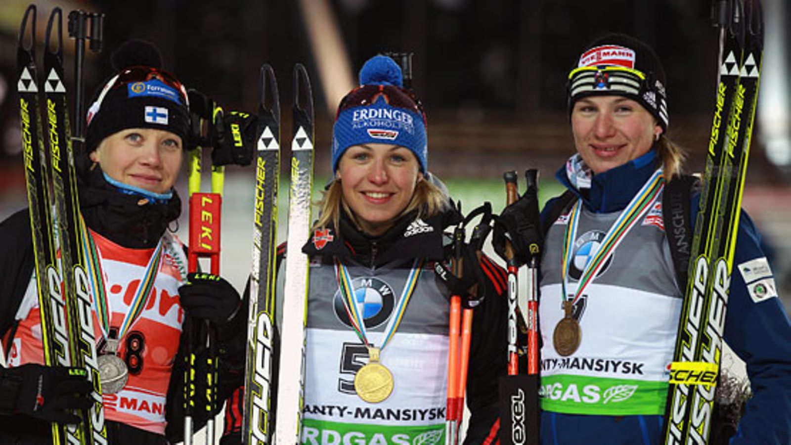 Kaisa Mäkäräinen, Magdalena Neuner ja Anastasia Kuzmina.