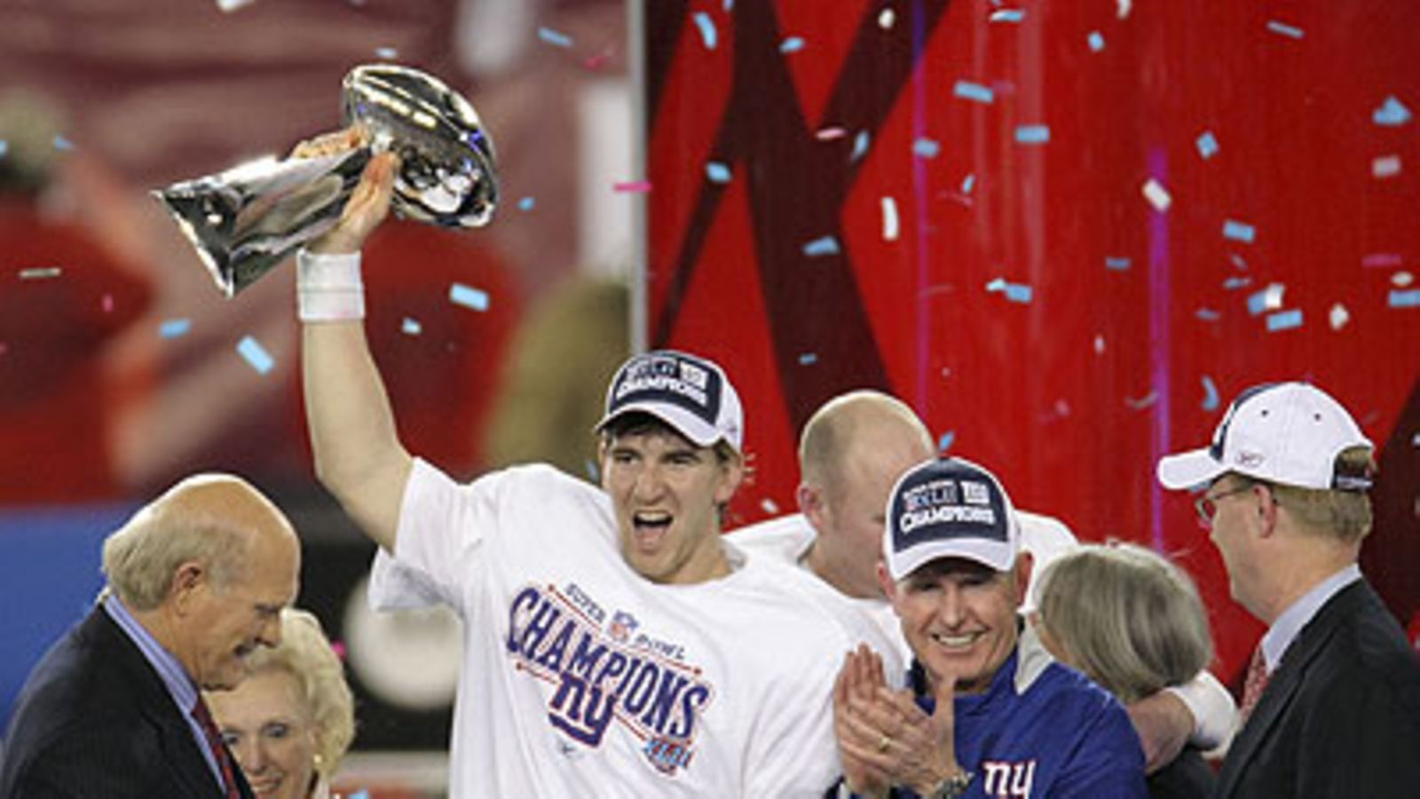 Eli Manning ja Vince Lombardi -pokaali, kuva: Doug Pensinger/Getty Images