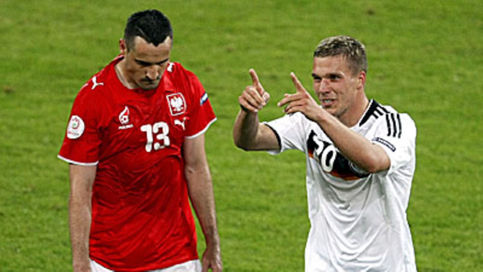 Lukas Podolski, kuva: EPA/DENNIS SABANGAN