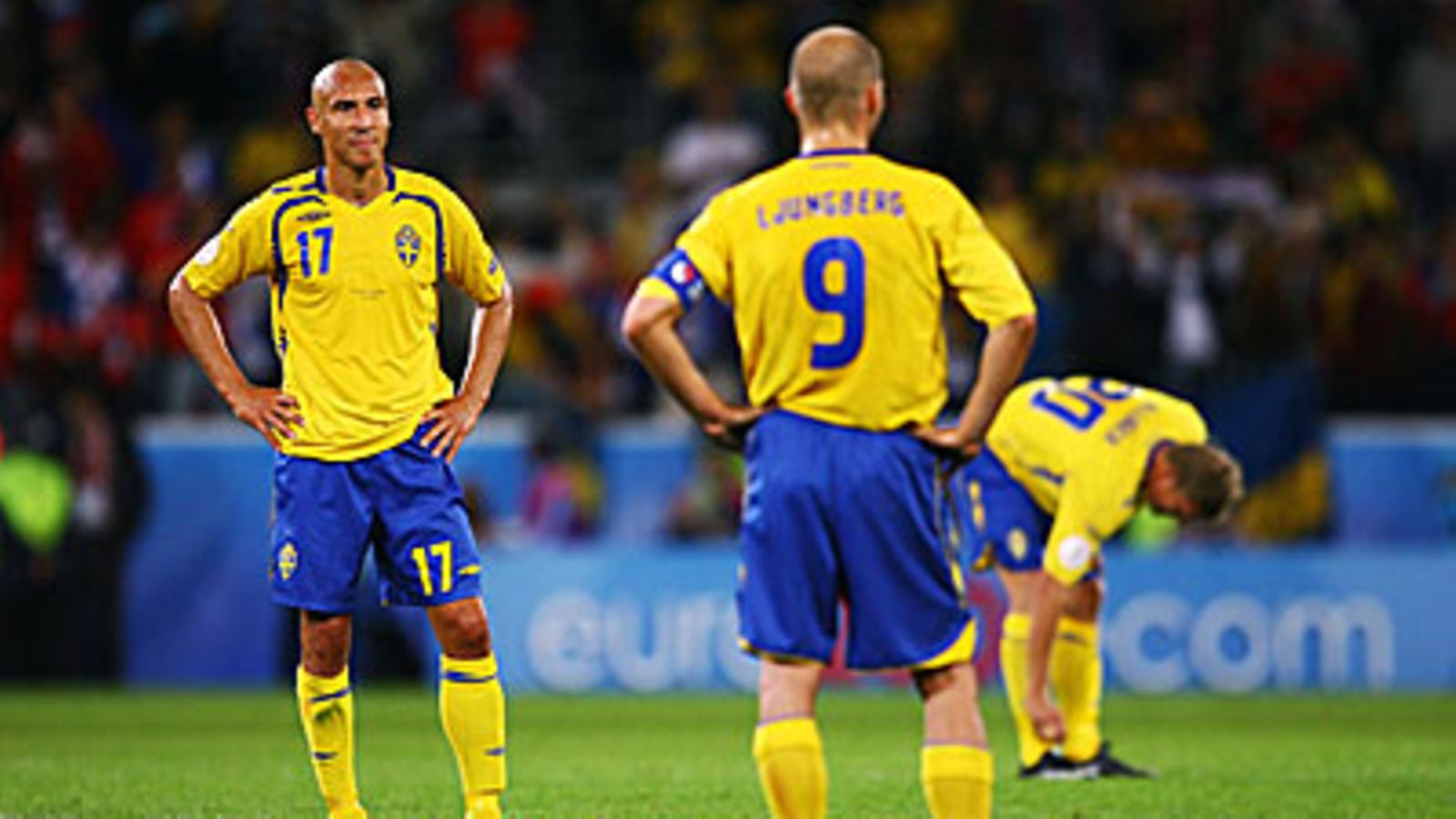 Henrik Larsson ja Freddie Ljungberg, kuva: Clive Brunskill/Getty Images