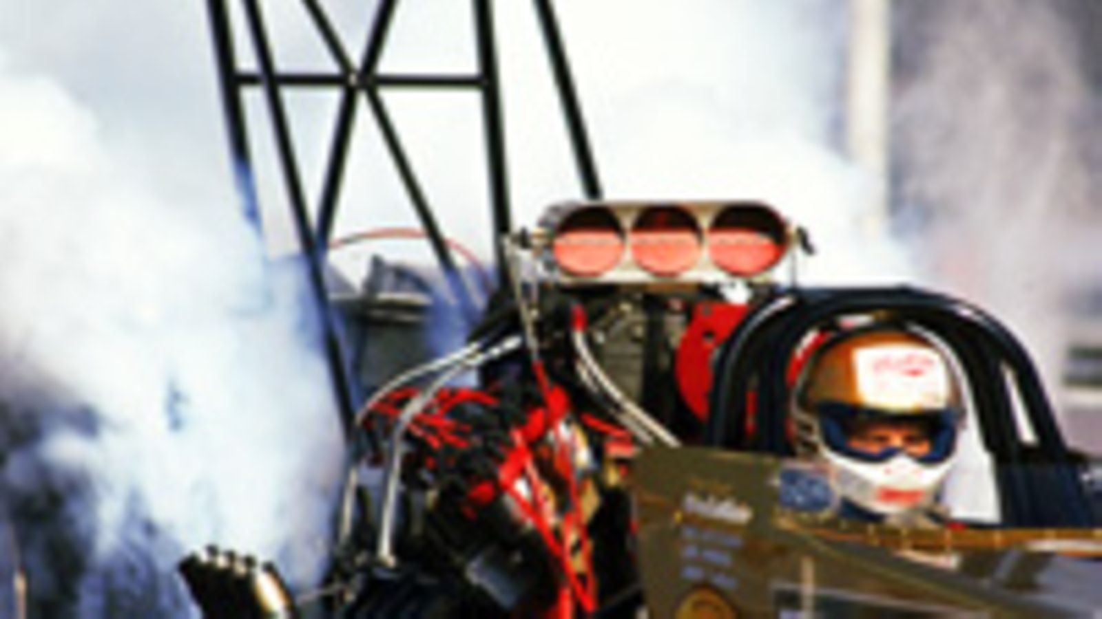 Drag racing (Photo: Getty Pictures)
