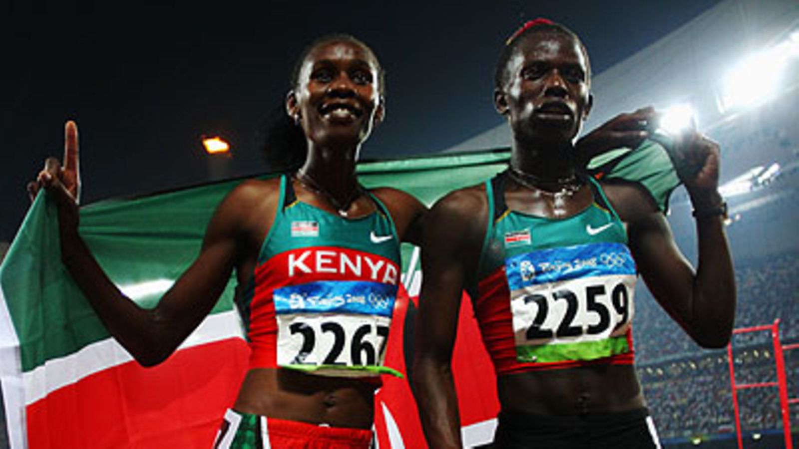 Janeth Jepkosgei Busienei ja Pamela Jelimo. Kuva: Nick Laham/GETTY.