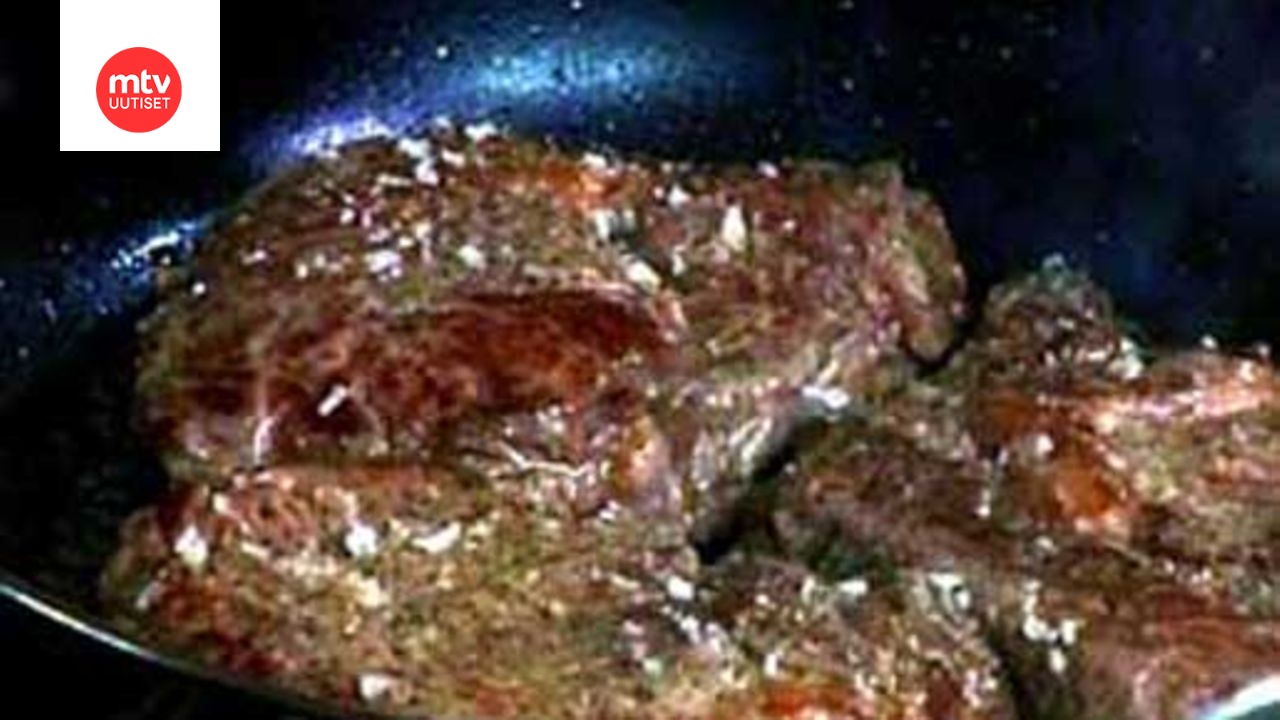 Paistettu naudan entrecôte ja superliemi