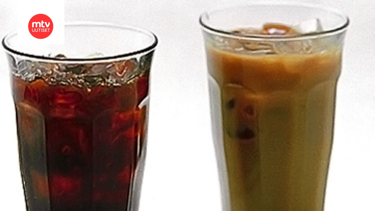 Jääkahvi ja jäinen café au lait