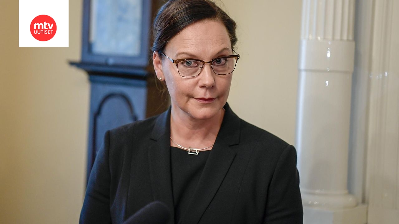 Entinen Ministeri Anne Mari Virolainen L keteollisuuden entinen-ministeri-anne-mari-virolainen-l-keteollisuuden