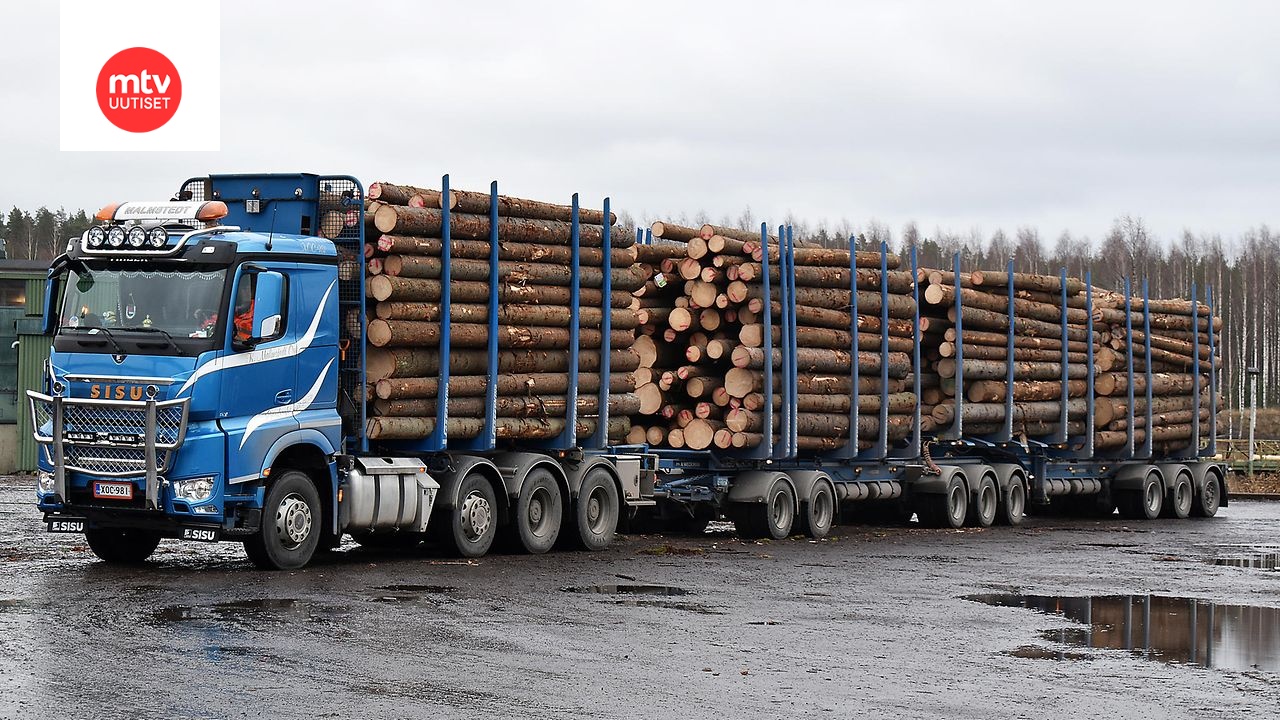 32 metriä ja 92 tonnia: Suomen uusin jättirekka on vaikuttava näky ...