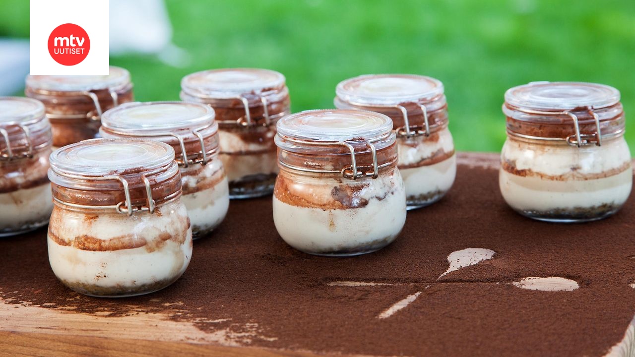Koko Suomi leipoo: Lauran Vegaanitiramisu